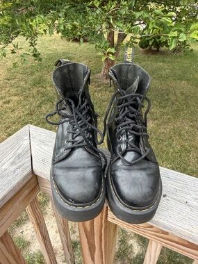 Dr. Martens Black Lace-Up Leather Boots with Yellow Stitching size 6